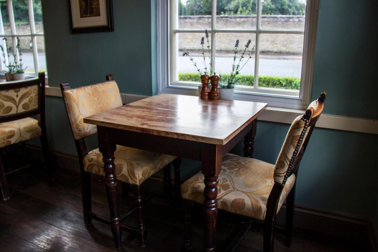 The Pembroke Arms Ξενοδοχείο Wilton  Εξωτερικό φωτογραφία