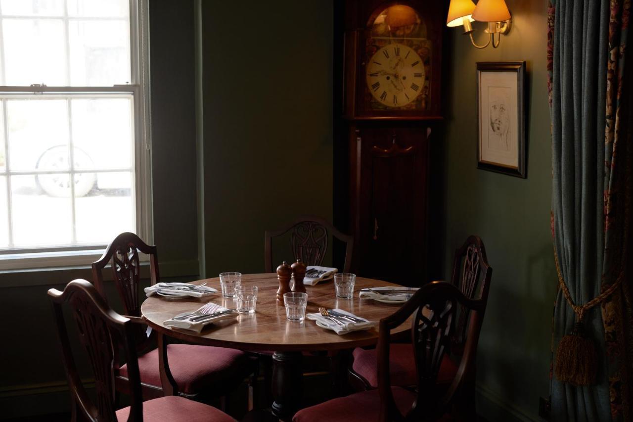 The Pembroke Arms Ξενοδοχείο Wilton  Εξωτερικό φωτογραφία