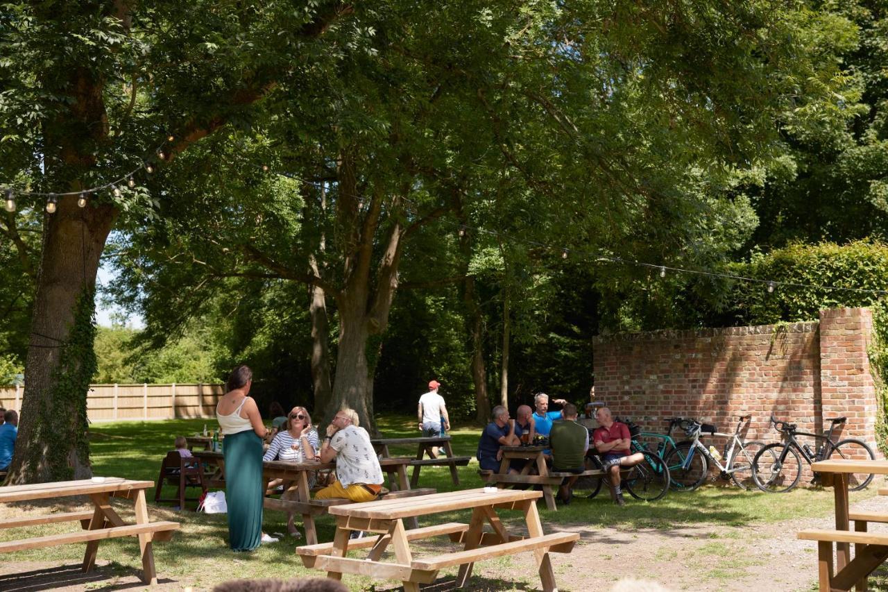 The Pembroke Arms Ξενοδοχείο Wilton  Εξωτερικό φωτογραφία